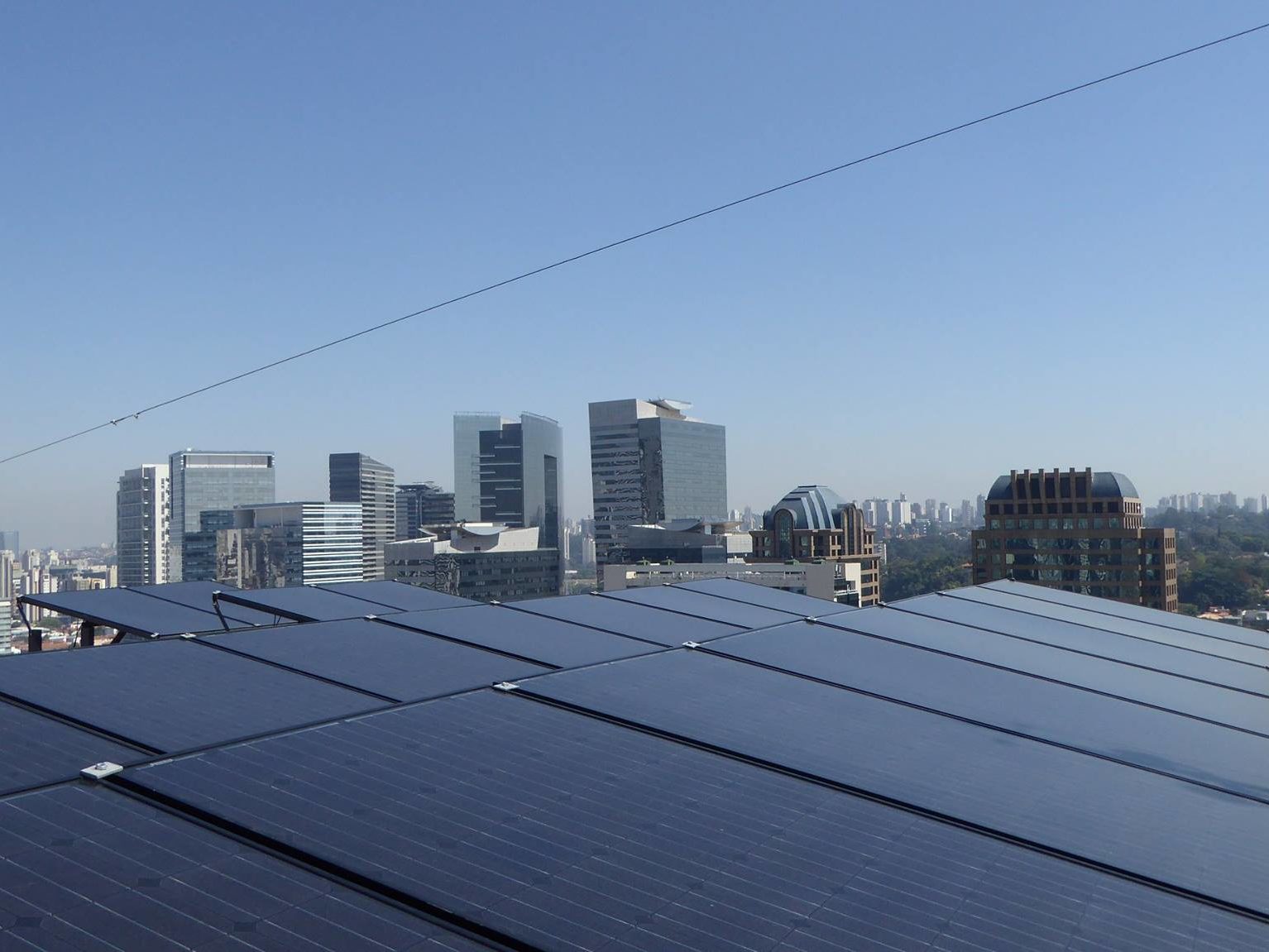 2Power Warmwasserunterstützung für ein Hotel in Brasilien.